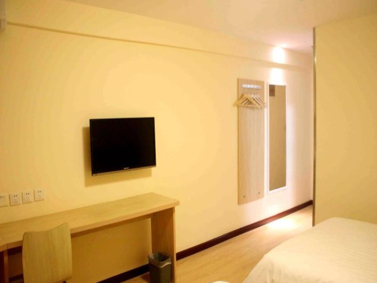 7Days Inn Deyang Zhongjiang Kuishan Park Extérieur photo