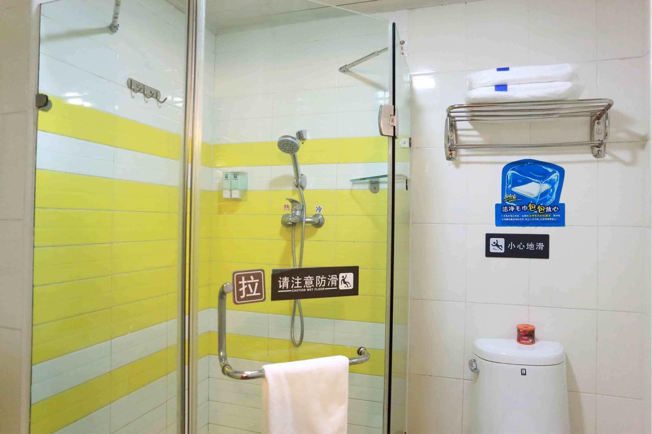 7Days Inn Deyang Zhongjiang Kuishan Park Extérieur photo