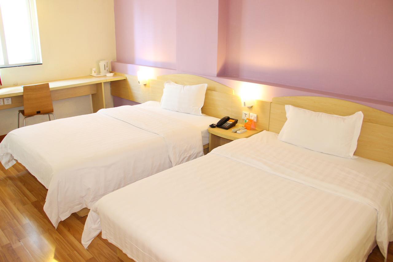 7Days Inn Deyang Zhongjiang Kuishan Park Extérieur photo