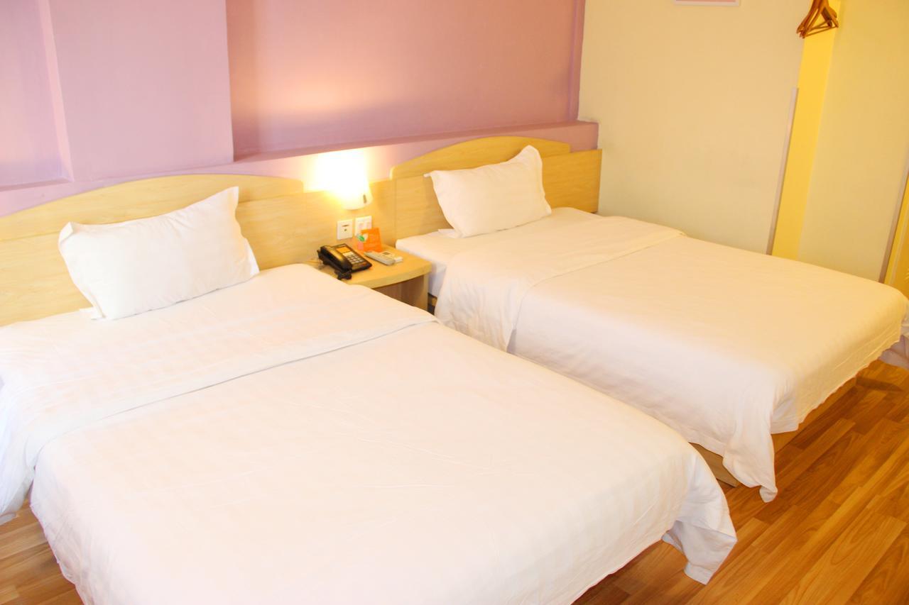 7Days Inn Deyang Zhongjiang Kuishan Park Extérieur photo