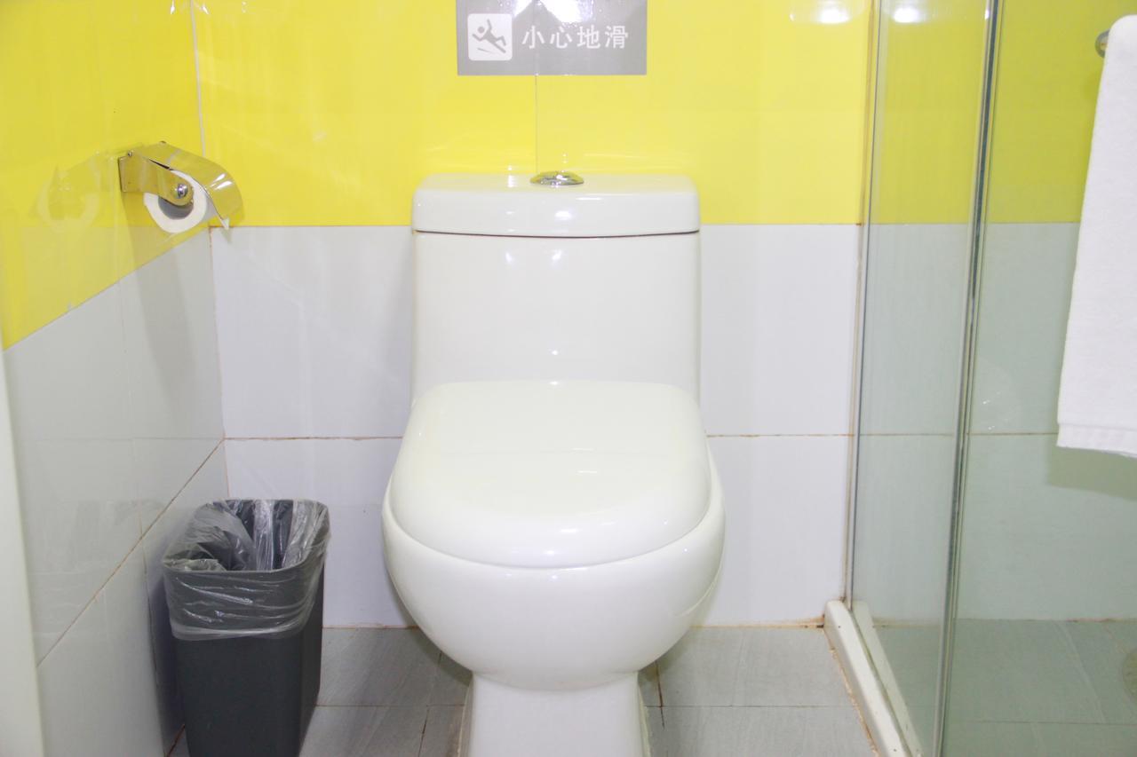 7Days Inn Deyang Zhongjiang Kuishan Park Extérieur photo